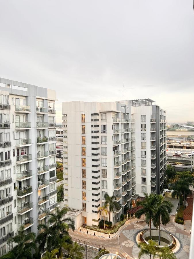 Kiel 5-Star Condo Hotel Across Naia Manila Airport Terminal 3 Pasay Exterior photo